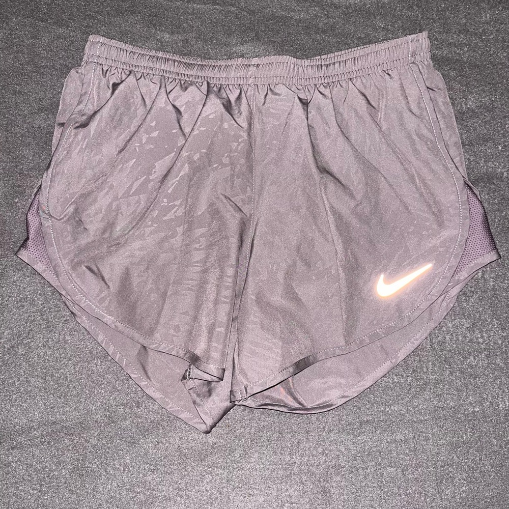NWOT grey NIKE Running geometric pattern shorts. Size XS with 3.5” inseam